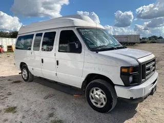2013 Ford E-Series Wheelchair Van