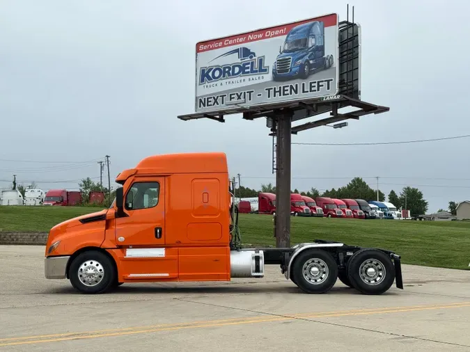 2022 FREIGHTLINER Cascadia 1262e116a31c371208e9d567e7c7f0cef5f