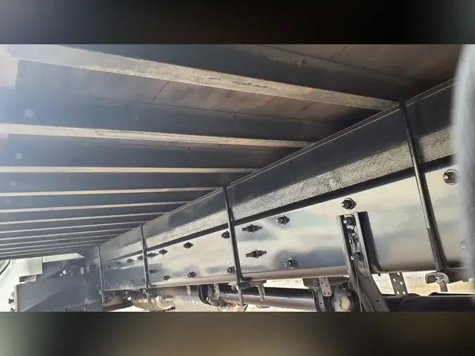 2016 FREIGHTLINER/MERCEDES M2 106