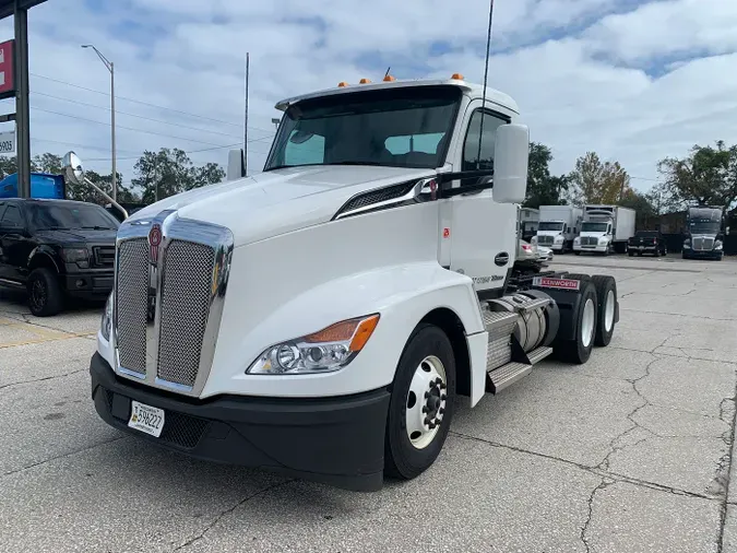 2024 Kenworth T680