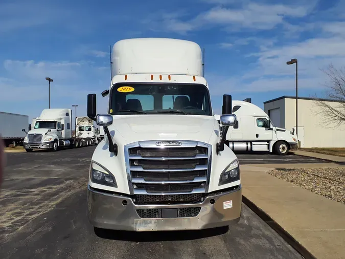 2019 FREIGHTLINER/MERCEDES NEW CASCADIA PX12664