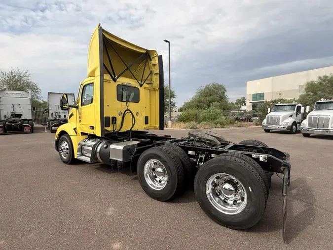 2023 Peterbilt 579