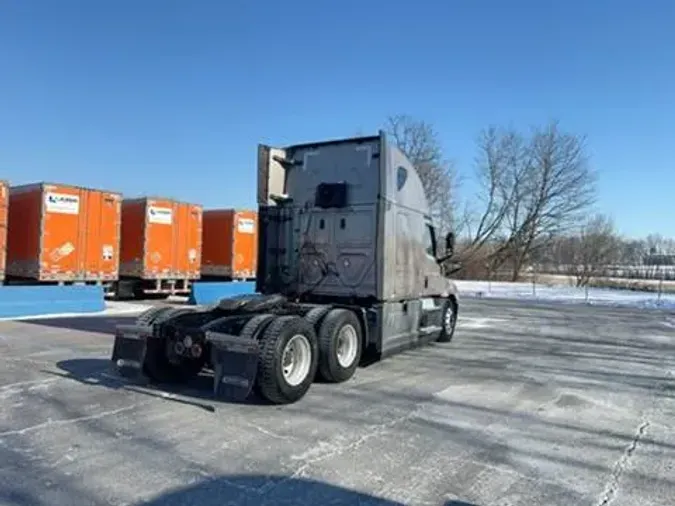 2021 Freightliner Cascadia