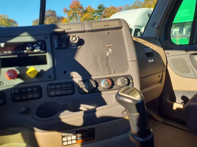 2018 FREIGHTLINER/MERCEDES CASCADIA 125