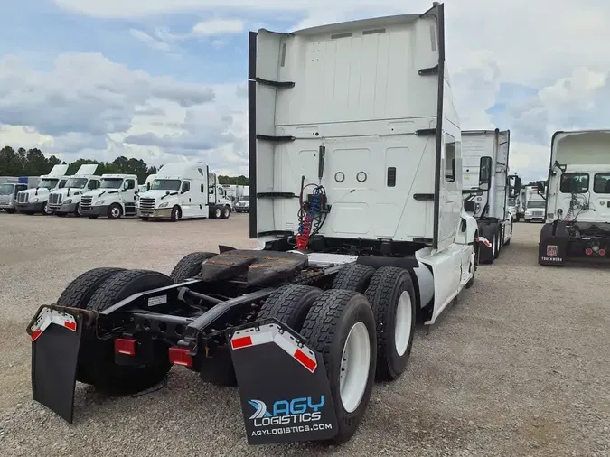 2020 NAVISTAR INTERNATIONAL LT625 SLPR CAB