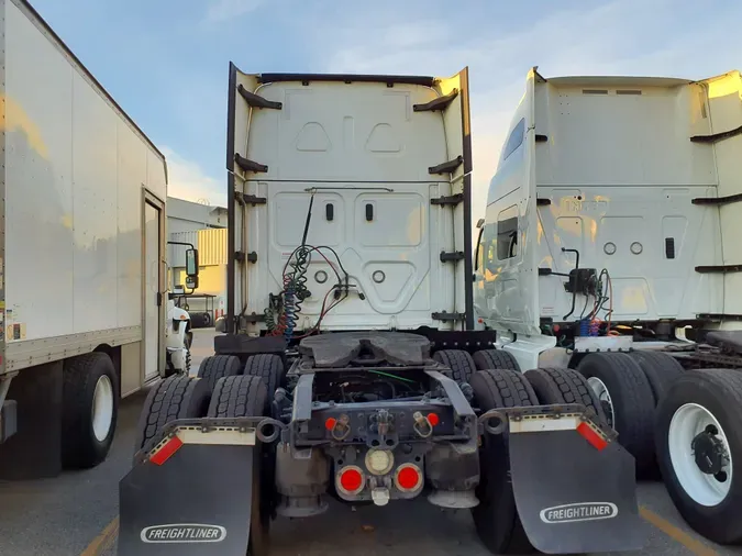 2020 FREIGHTLINER/MERCEDES NEW CASCADIA PX12664