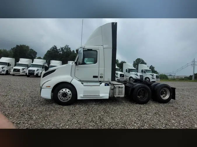 2019 Volvo VNL300