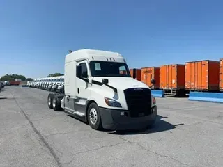 2020 Freightliner Cascadia