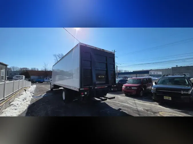 2018 FREIGHTLINER/MERCEDES M2 106