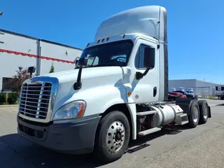 2018 FREIGHTLINER CASCADIA 125