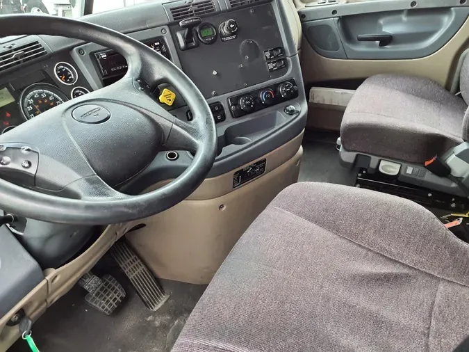 2018 FREIGHTLINER/MERCEDES CASCADIA 125