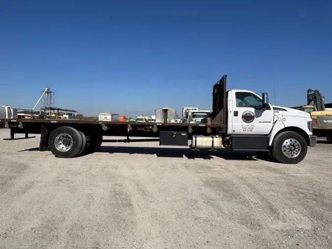 2019 FORD F750 SD