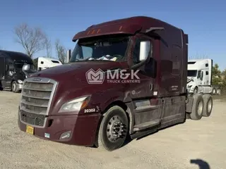 2020 FREIGHTLINER Cascadia 126