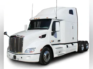2022 Peterbilt 579