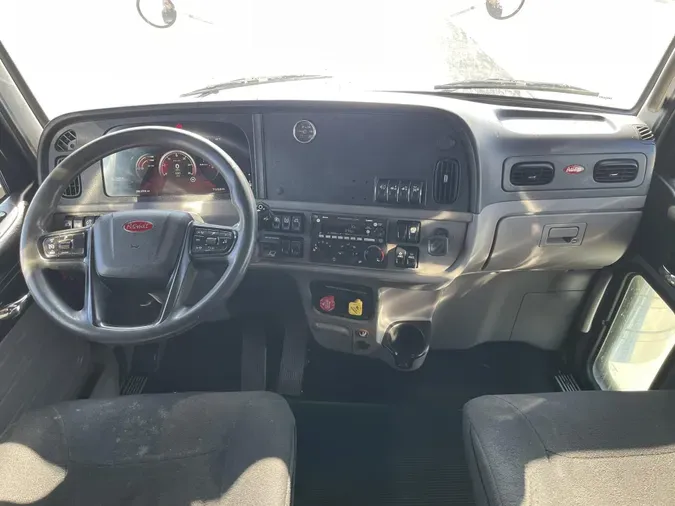 2022 Peterbilt 3892e3abf2dc47afa5fabb1d556fabaece4