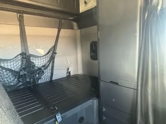 2019 Freightliner New Cascadia 126