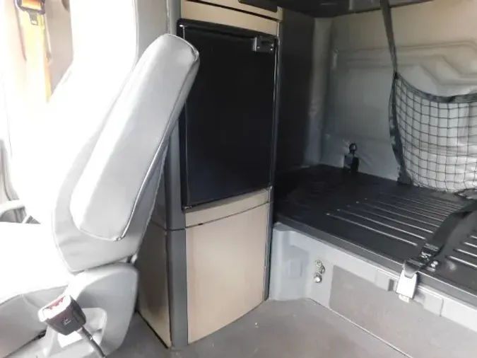 2019 Freightliner Cascadia 125