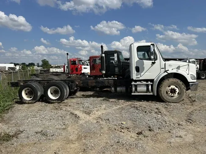 2010 FREIGHTLINER BUSINESS CLASS M2 112