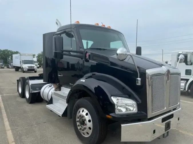 2019 Kenworth T880