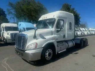 2019 FREIGHTLINER CASCADIA 125