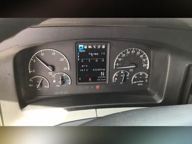 2022 Freightliner Cascadia 126