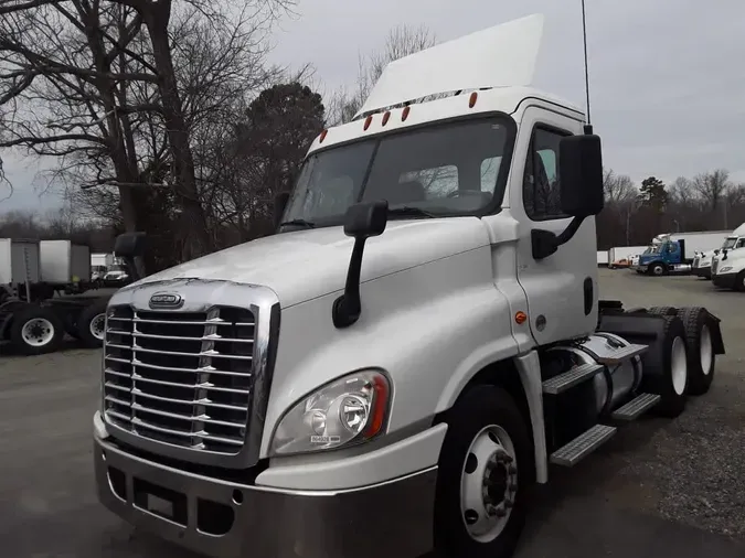 2019 FREIGHTLINER/MERCEDES CASCADIA 1252e4f3cdb6a44cd6a28d79c288d3f09fe