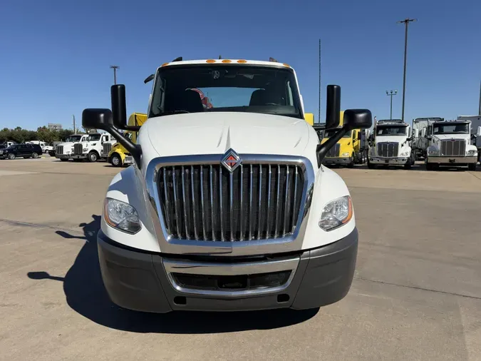 2021 International LT625