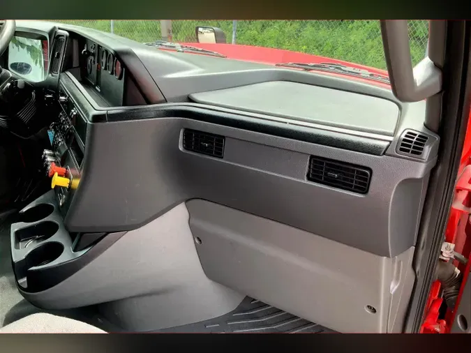 2022 INT LT625 6x4