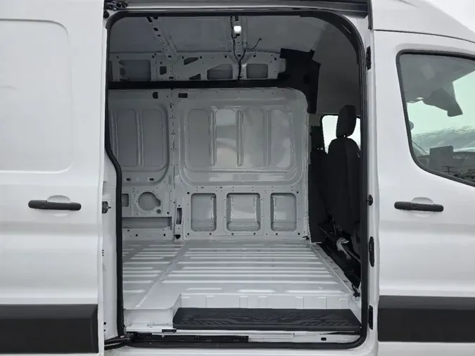 2024 Ford E-Transit Cargo Van