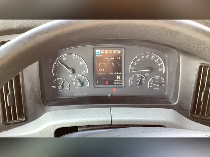 2022 Freightliner Cascadia 126