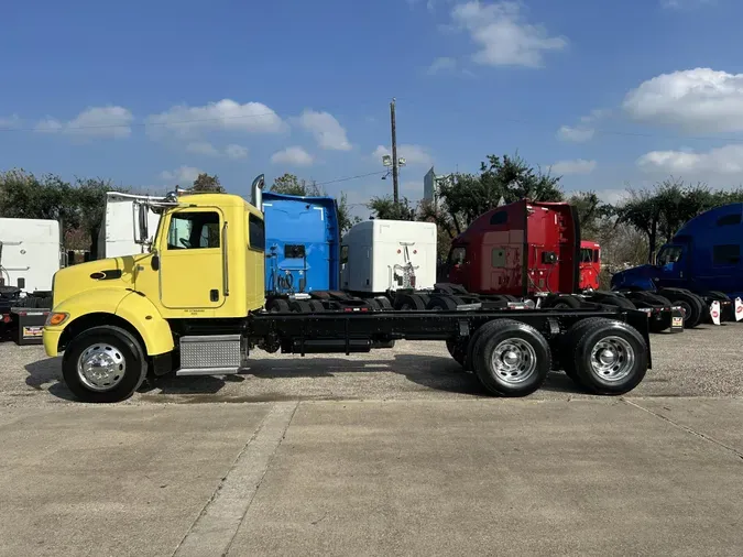 2020 Peterbilt 348