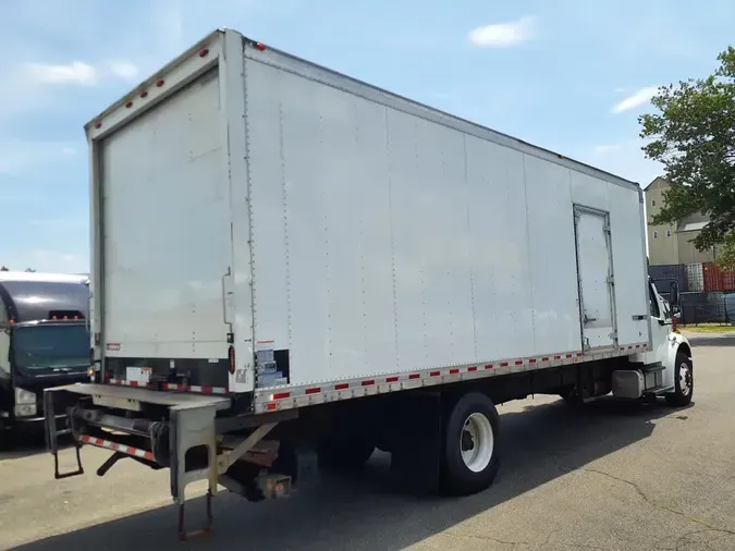 2019 FREIGHTLINER M2 106