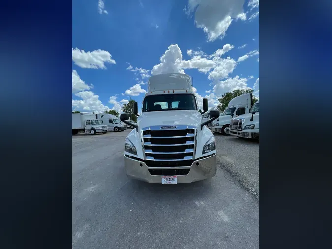 2020 FREIGHTLINER/MERCEDES NEW CASCADIA PX12664