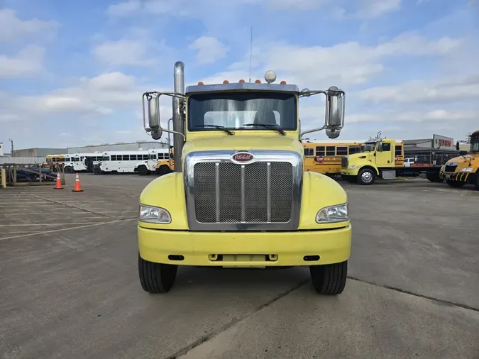 2020 Peterbilt 348