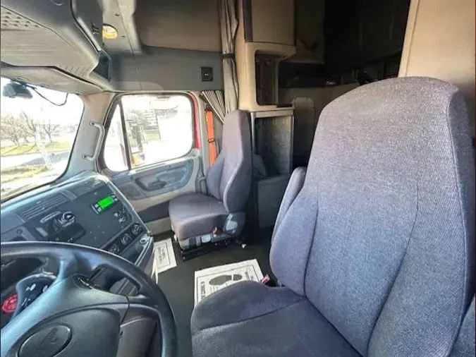 2019 FREIGHTLINER/MERCEDES CASCADIA 125