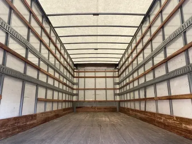 2020 Freightliner Business Class M2 106