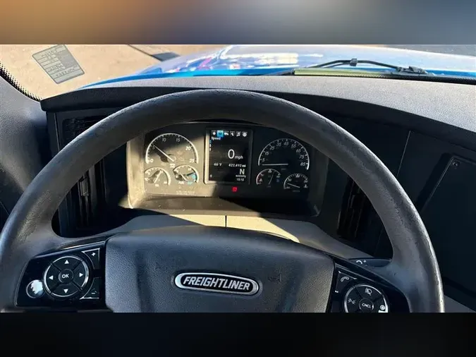2022 FREIGHTLINER CA126
