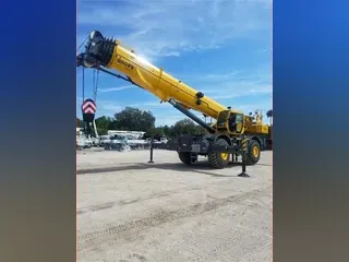 2019 GROVE GRT8100