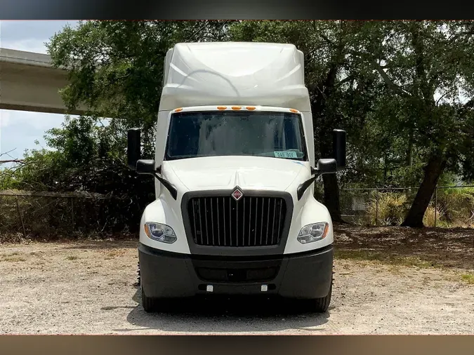 2022 INT LT625 6x4