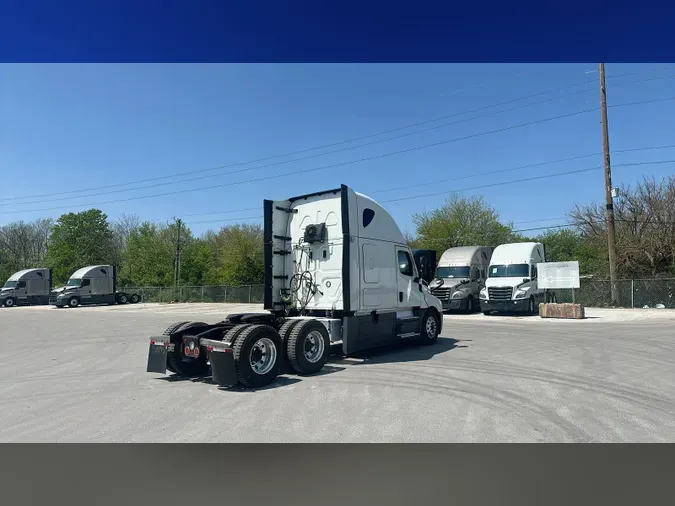 2021 Freightliner Cascadia