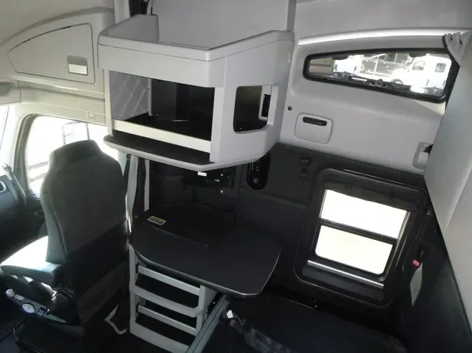 2023 Kenworth T6802e783948faaf5493b0c7e5af8ef89cbe