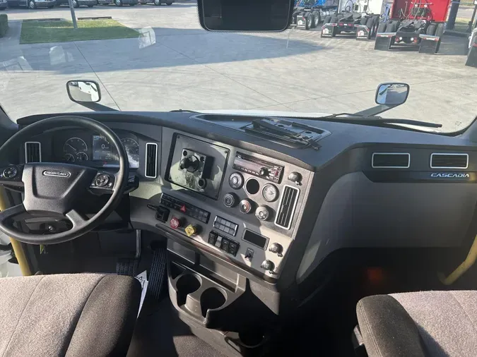 2021 Freightliner Cascadia