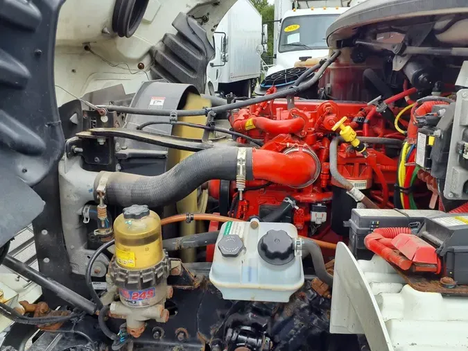 2019 FREIGHTLINER M2 106