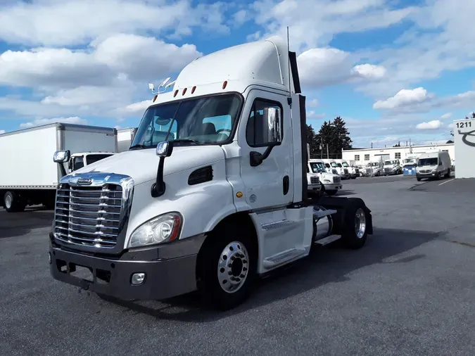 2016 FREIGHTLINER/MERCEDES CASCADIA 1132e7f605259a968c3ca820a262be18eea