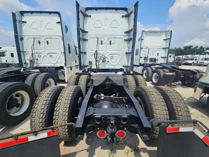2021 FREIGHTLINER/MERCEDES NEW CASCADIA PX126642e803242413ec5670c09170701eade63