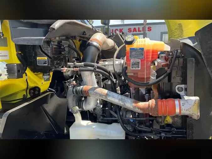 2018 INTERNATIONAL RH613
