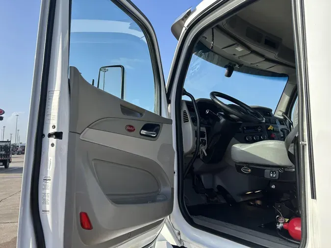 2020 Peterbilt 579