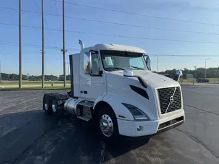 2019 Volvo VNL64T200