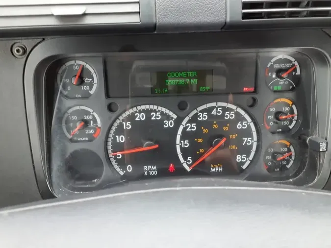 2020 FREIGHTLINER CASCADIA 113