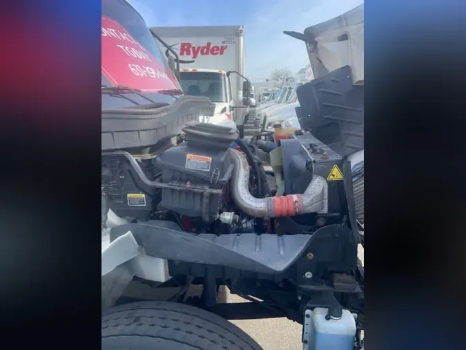 2020 NAVISTAR INTERNATIONAL MV607 (4X2)